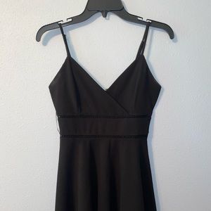 BLACK DRESS